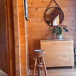 Casa Madeira No Monte 아파트 *